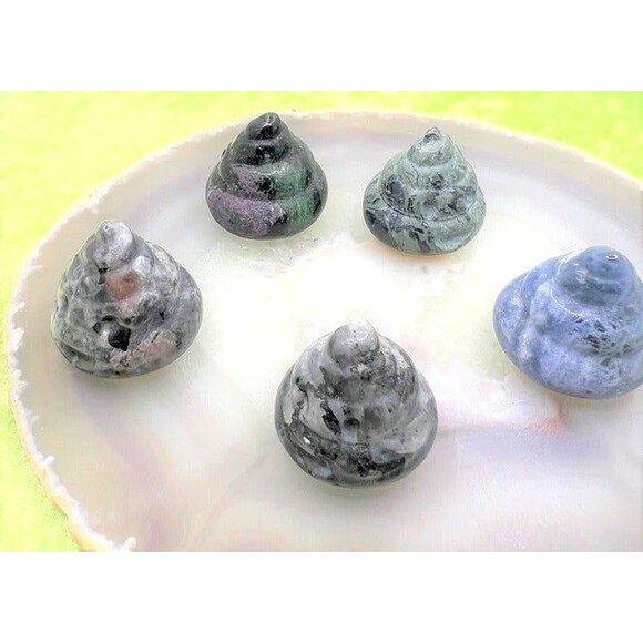 Gemstone Poop Carving - Your Choice - Picture 1 of 3